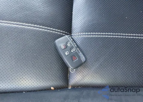 2020 Land Rover Range Rover Velar P340 R-Dynamic S z USA, uszkodzony, nr VIN SALYK2FV9LA256169